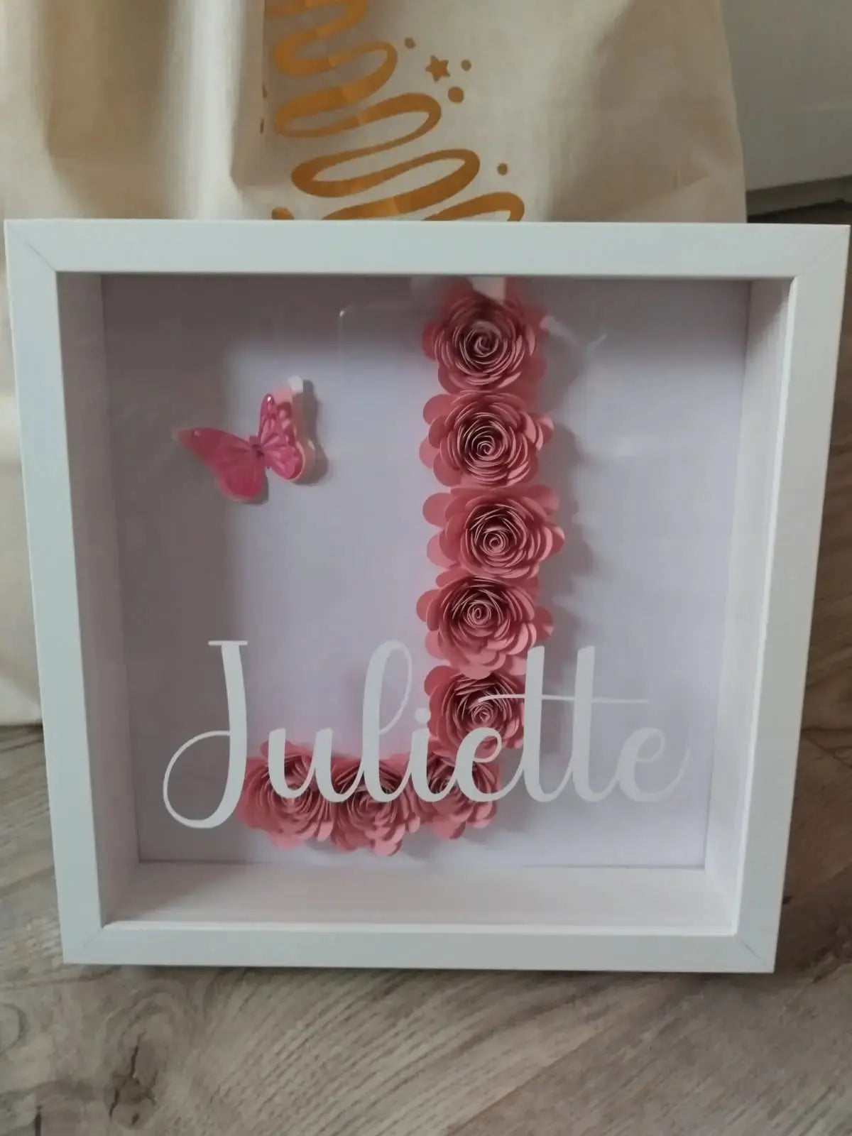 Cadre Lettre fleuri 3D personnalisé - Instants Gravés