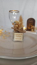Petit pot en verre personnalisé avec dragées – Cadeau invité mariage, baptême ou naissance