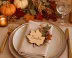 Marque-place mariage en bois personnalisé – Feuille d'automne