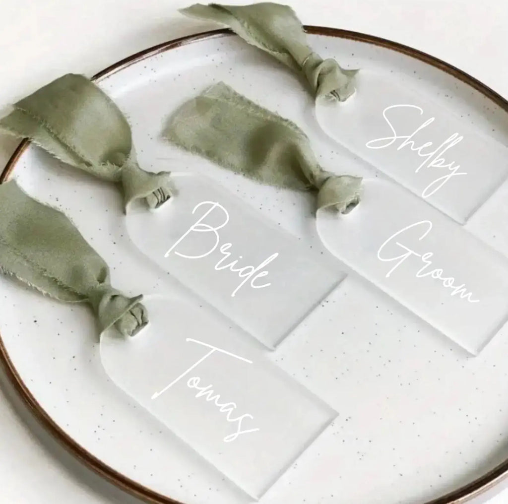 Marque place en plexiglass personnalisé - Instants Gravés