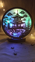 Veilleuse LED en bois gravé avec paysage japonais lumineux