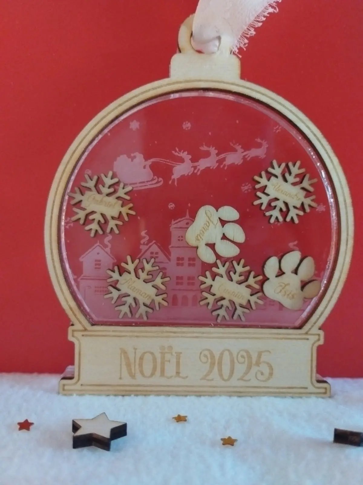 Suspension Noël “Flocons” personnalisée bois et acrylique